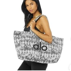 Alo Yoga Grey Tie Dye Canvas Logo Tote Bag NWT